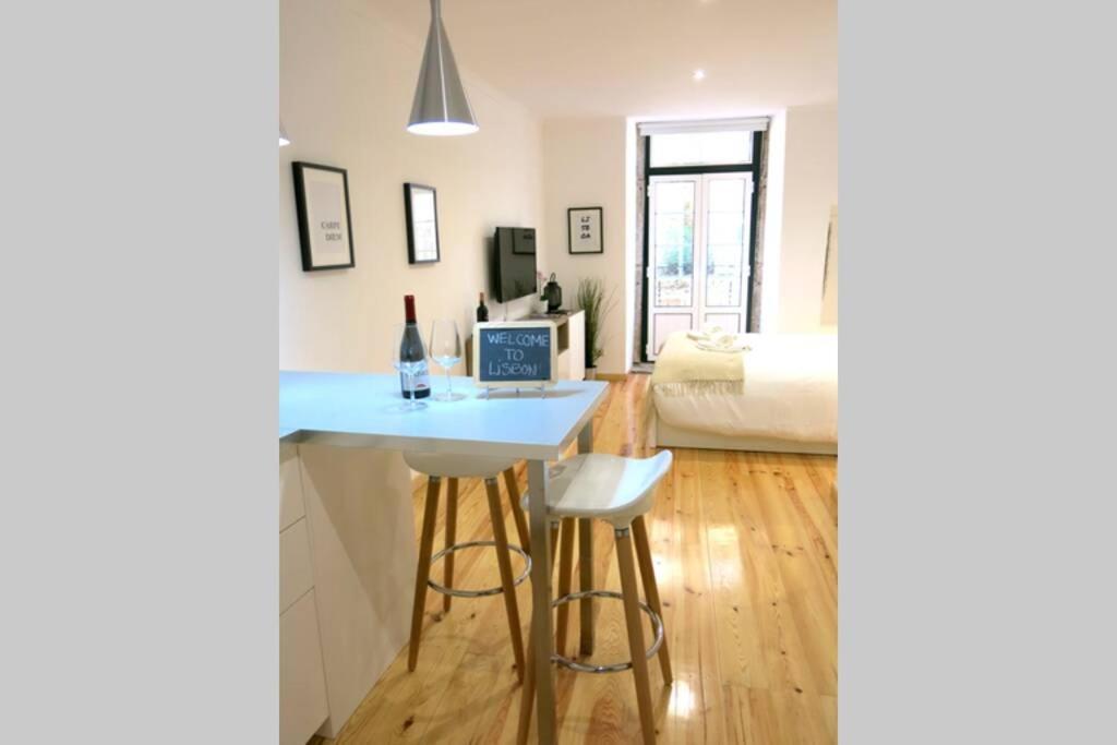 Beautiful Studio in Mouraria Lisbona Esterno foto